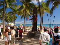 Duke Kahanamoku statue draped with Leis